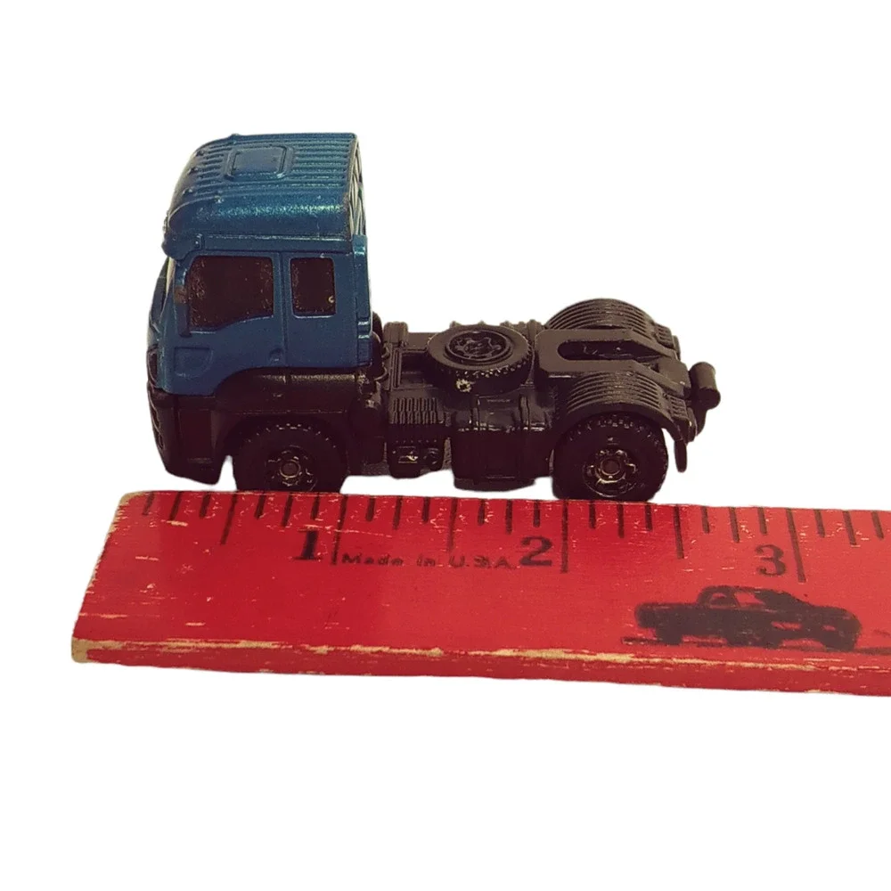 Matchbox 2013 Ford Cargo Truck Cab MBX Service Blue Black 1:64 Diecast Vehicle